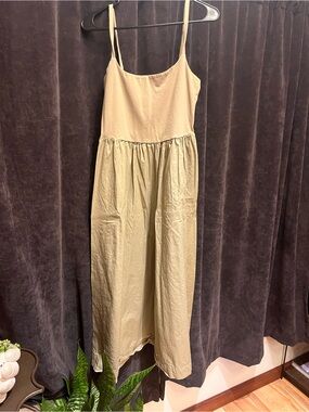 Old Navy Beige Strappy Midi Dress